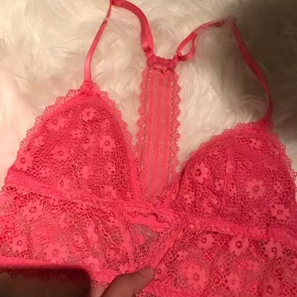 Bundle - Picture 3 of 5